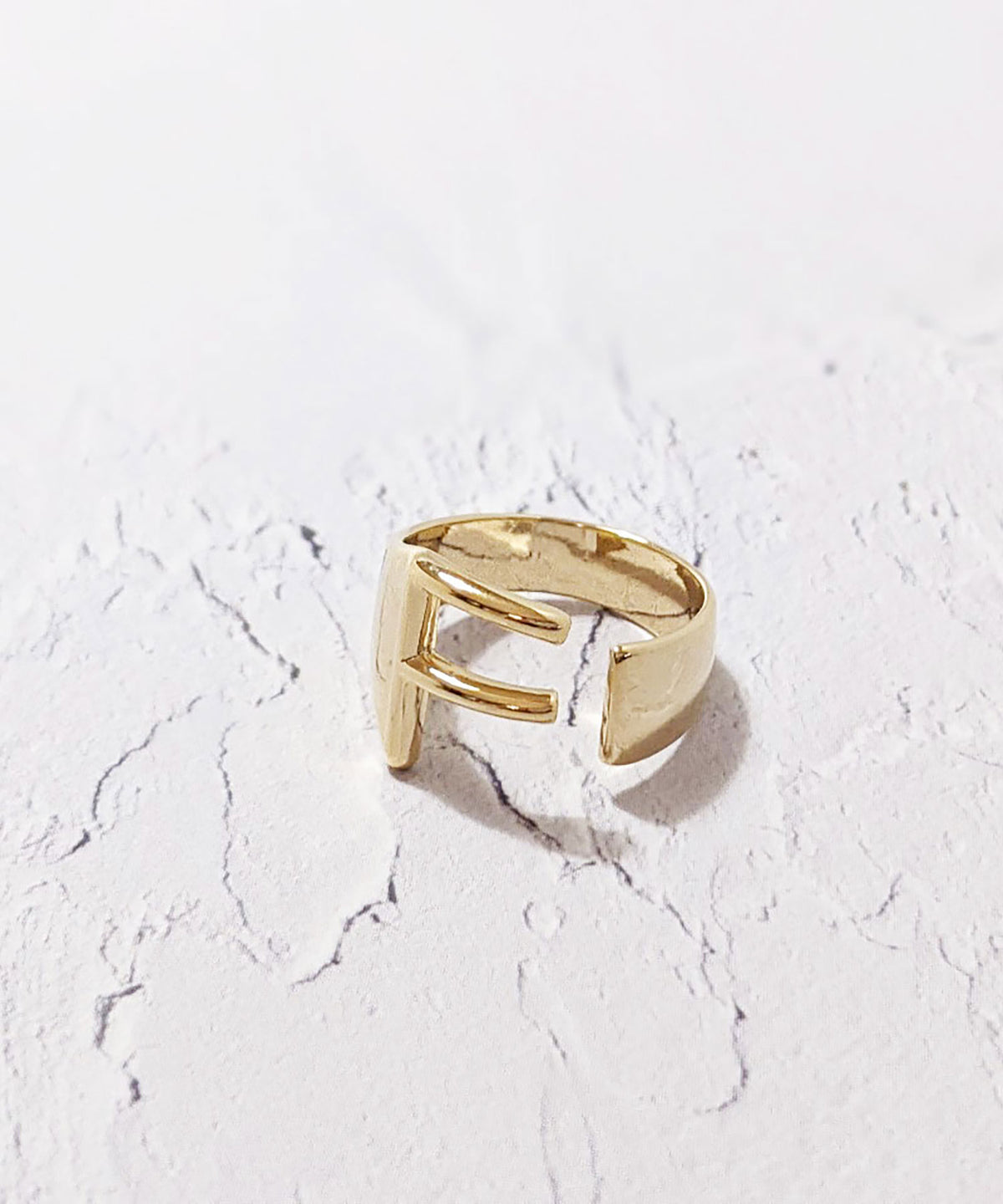 【earyear】Initial Volume Ring　Silver&Gold A～Z