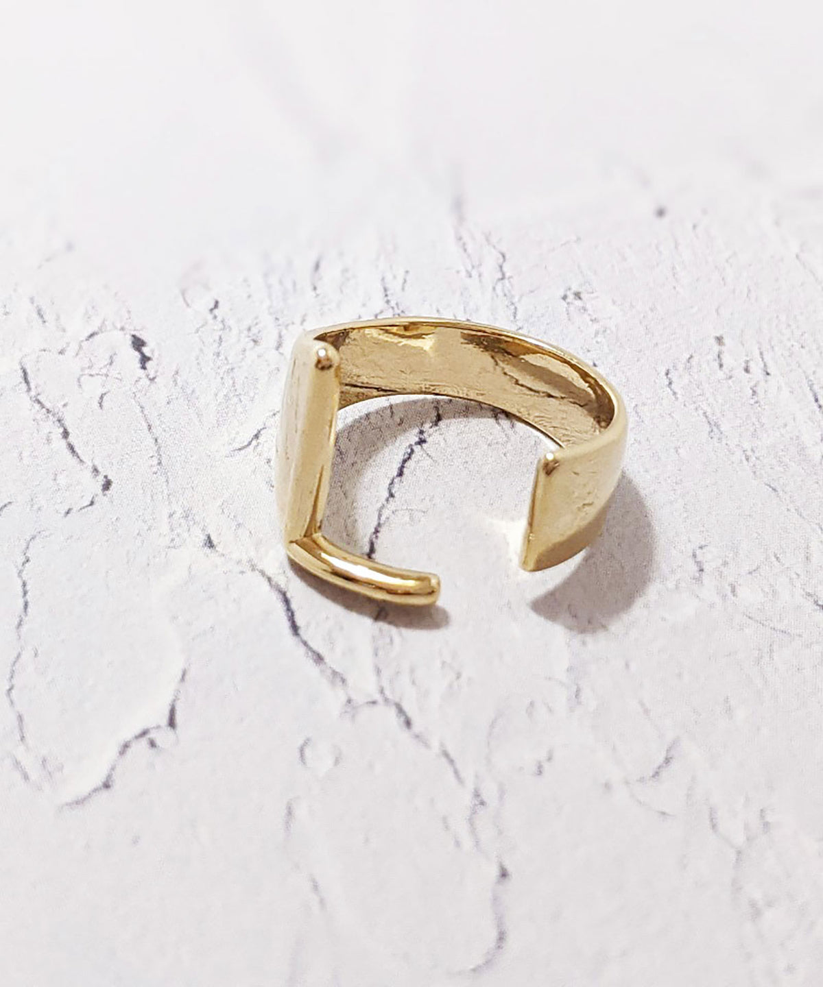 【earyear】Initial Volume Ring　Silver&Gold A～Z