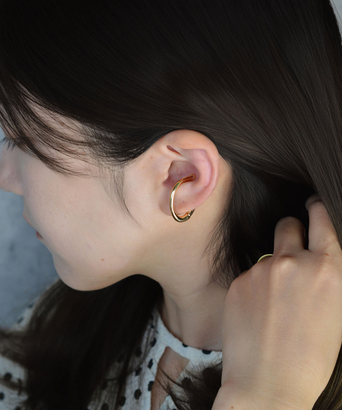 【earyear】Oval Line Form Simple Metal Ear Cuff〈片耳用〉