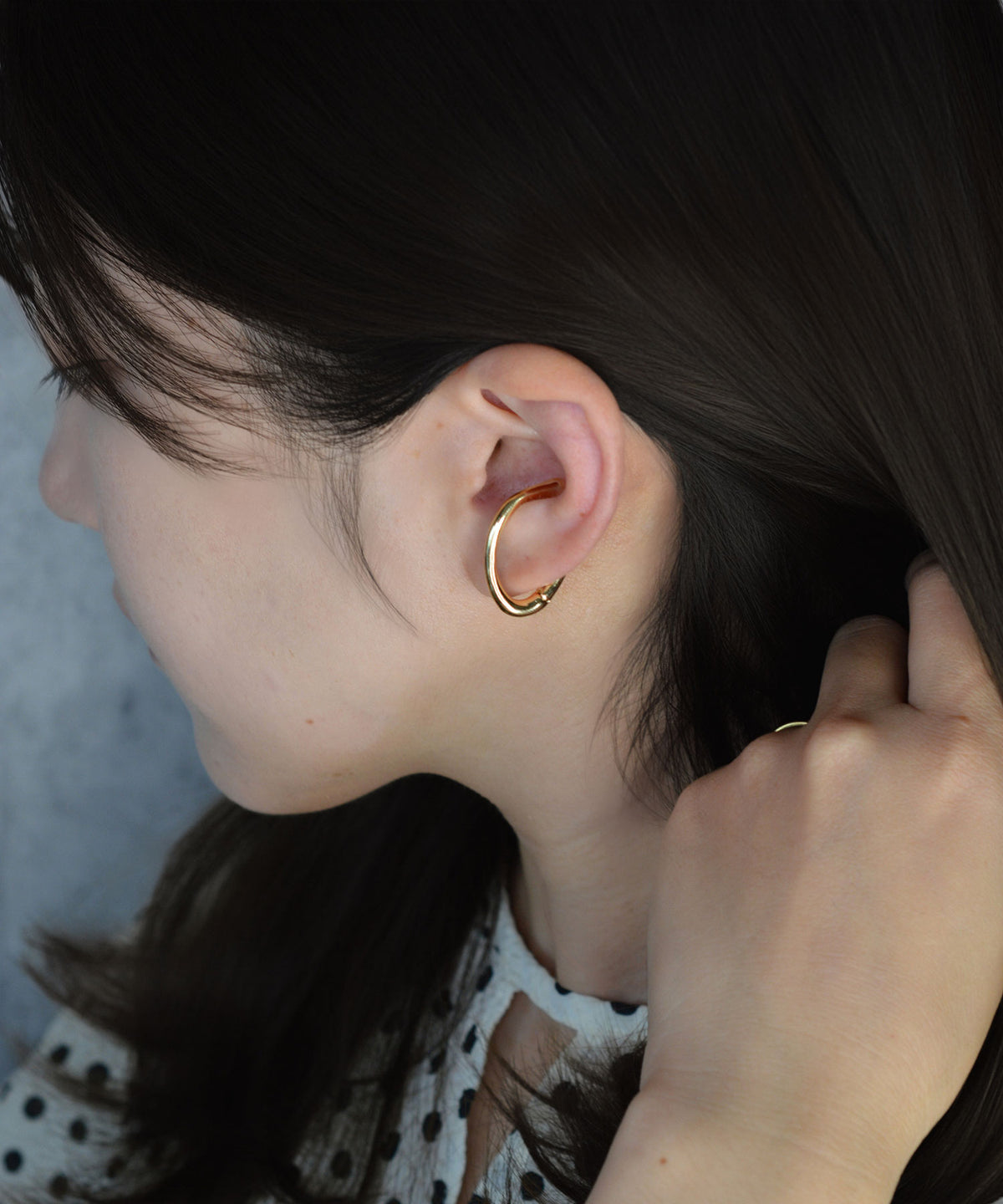 【earyear】Oval Line Form Simple Metal Ear Cuff〈片耳用〉