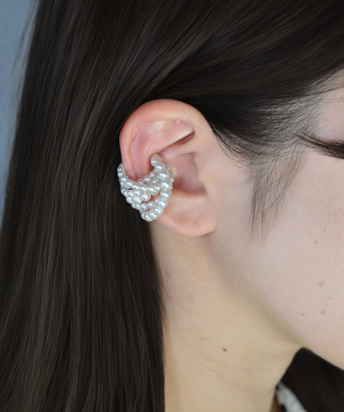 【earyear】Twist Pearl Spiral Hug Ear Cuff〈片耳用〉