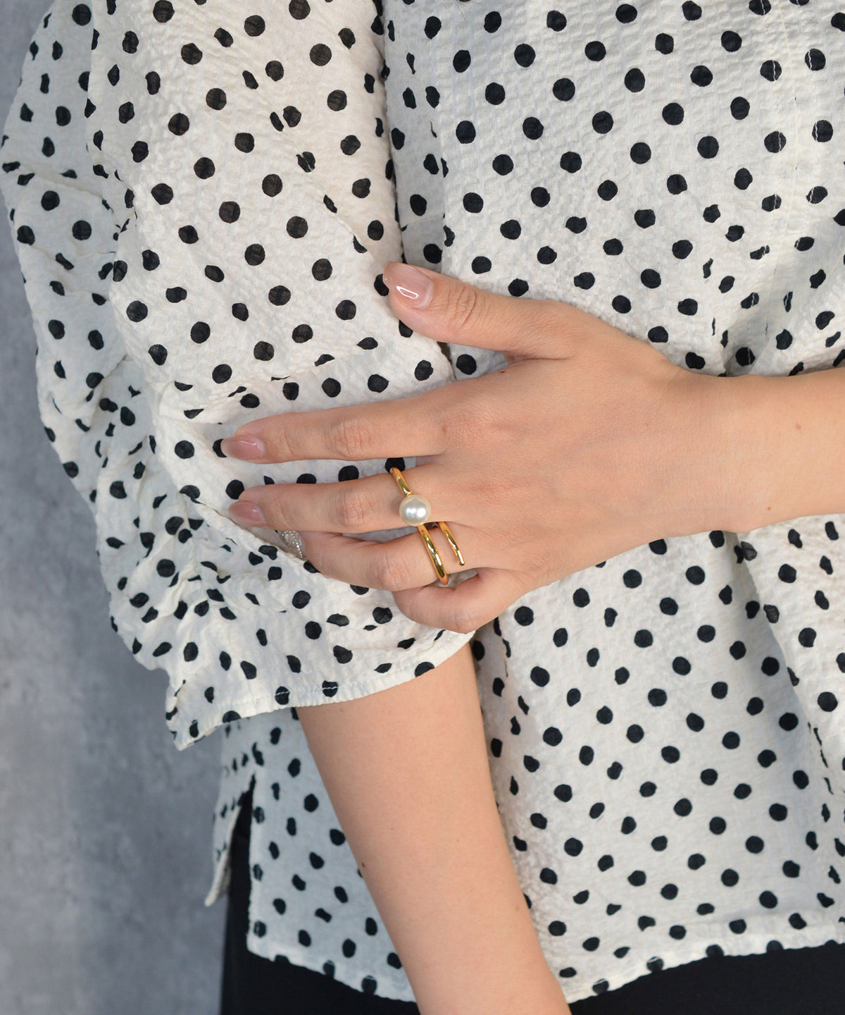 【earyear】Wave Pearl Design Double Finger Ring