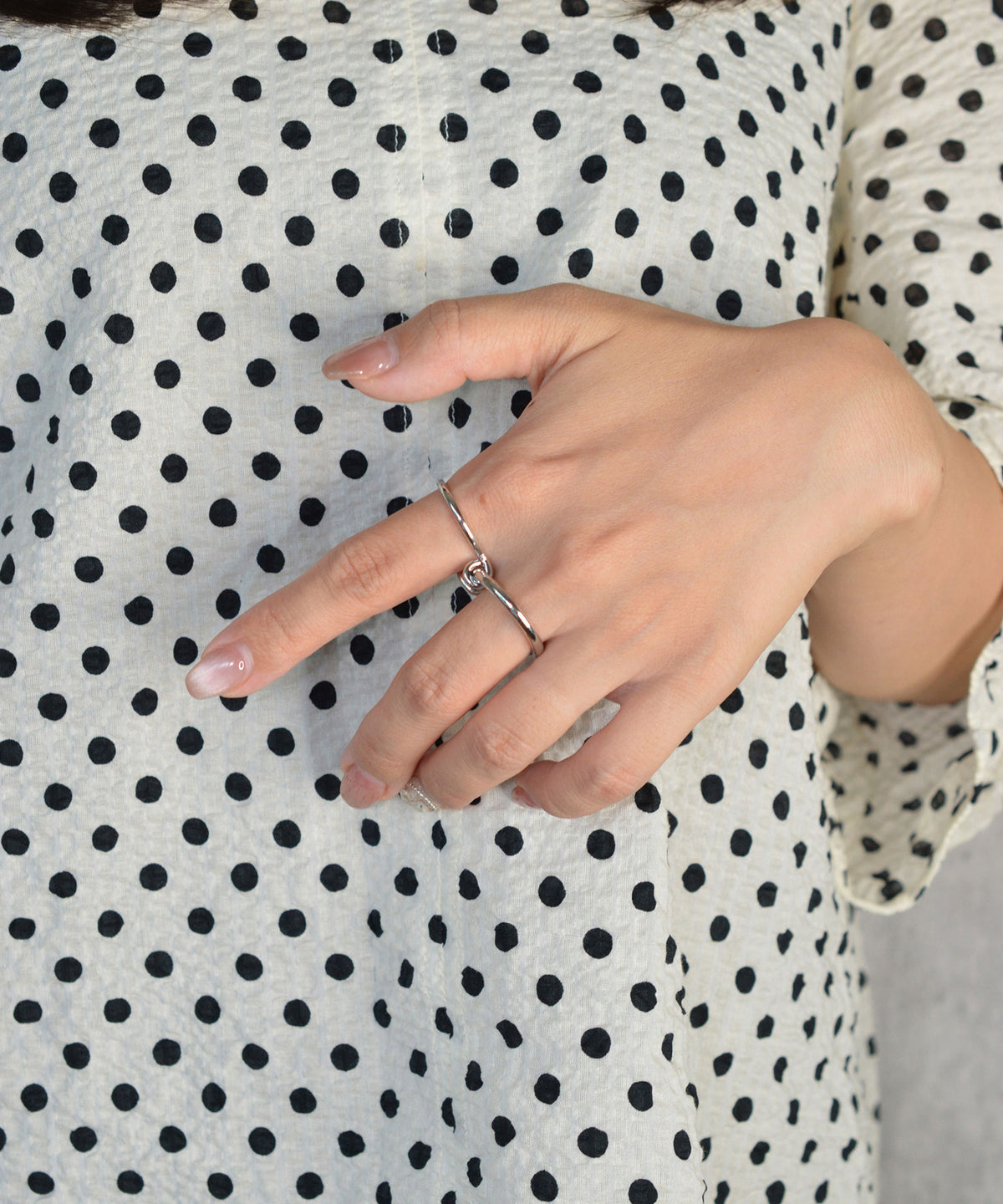【earyear】Infinity Loop Double Finger Ring