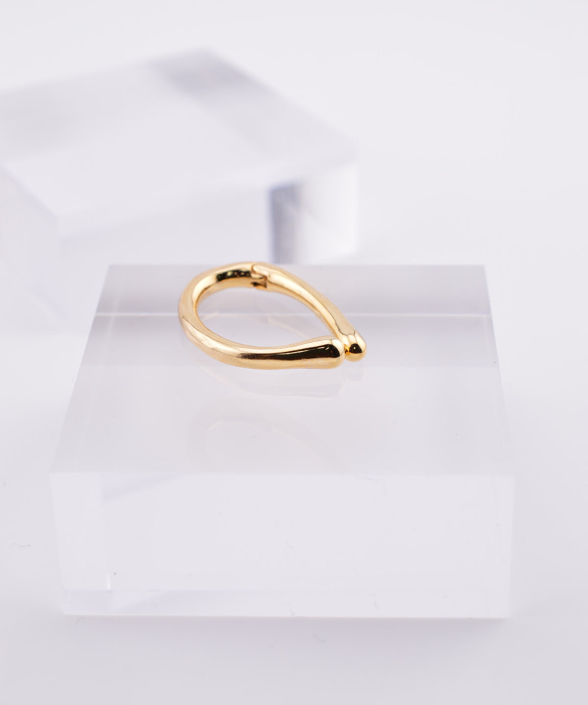 【earyear】Oval Line Form Simple Metal Ear Cuff〈片耳用〉