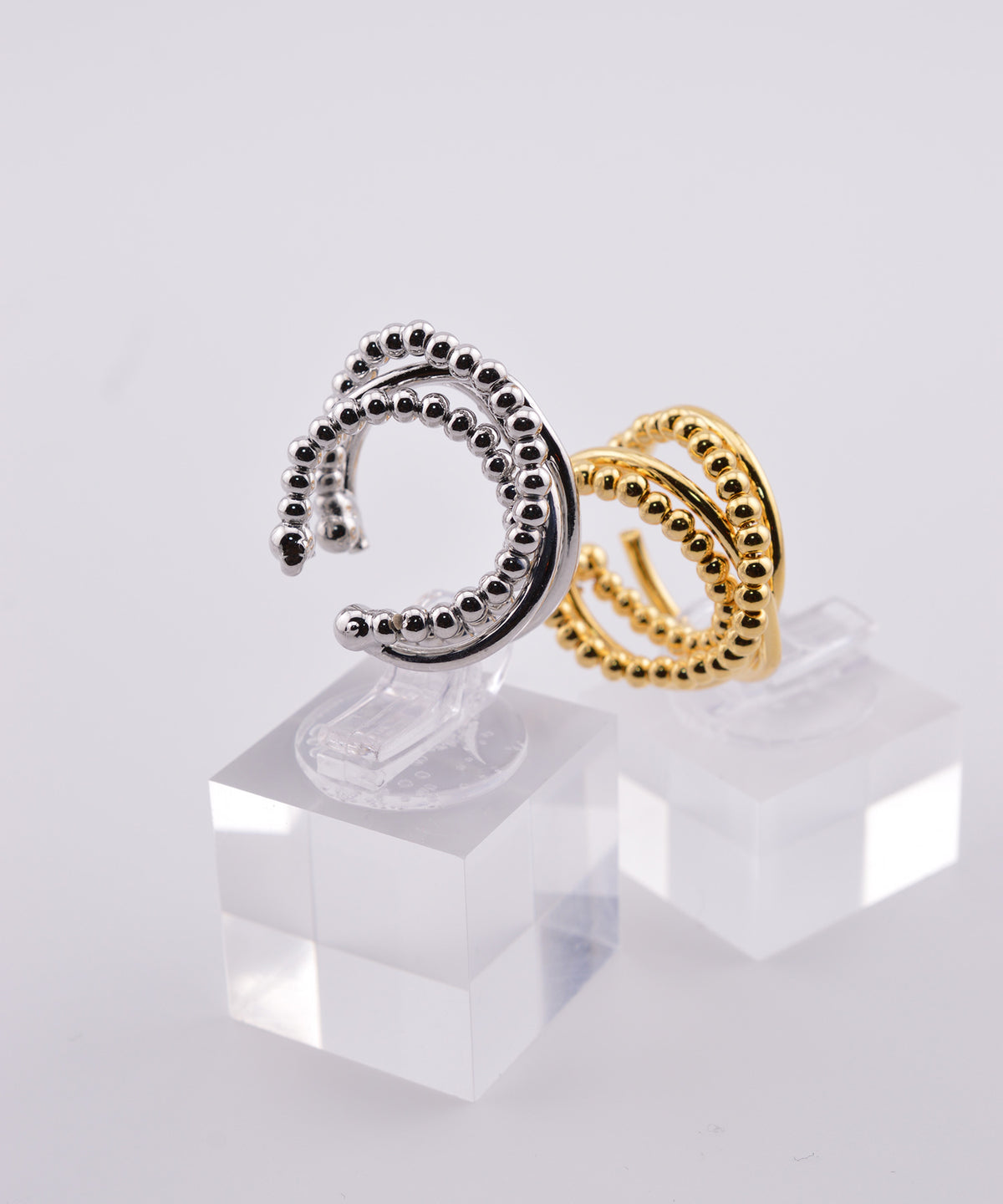 【earyear】Triple Line Ball Motif Metal Ear Cuff〈片耳用〉