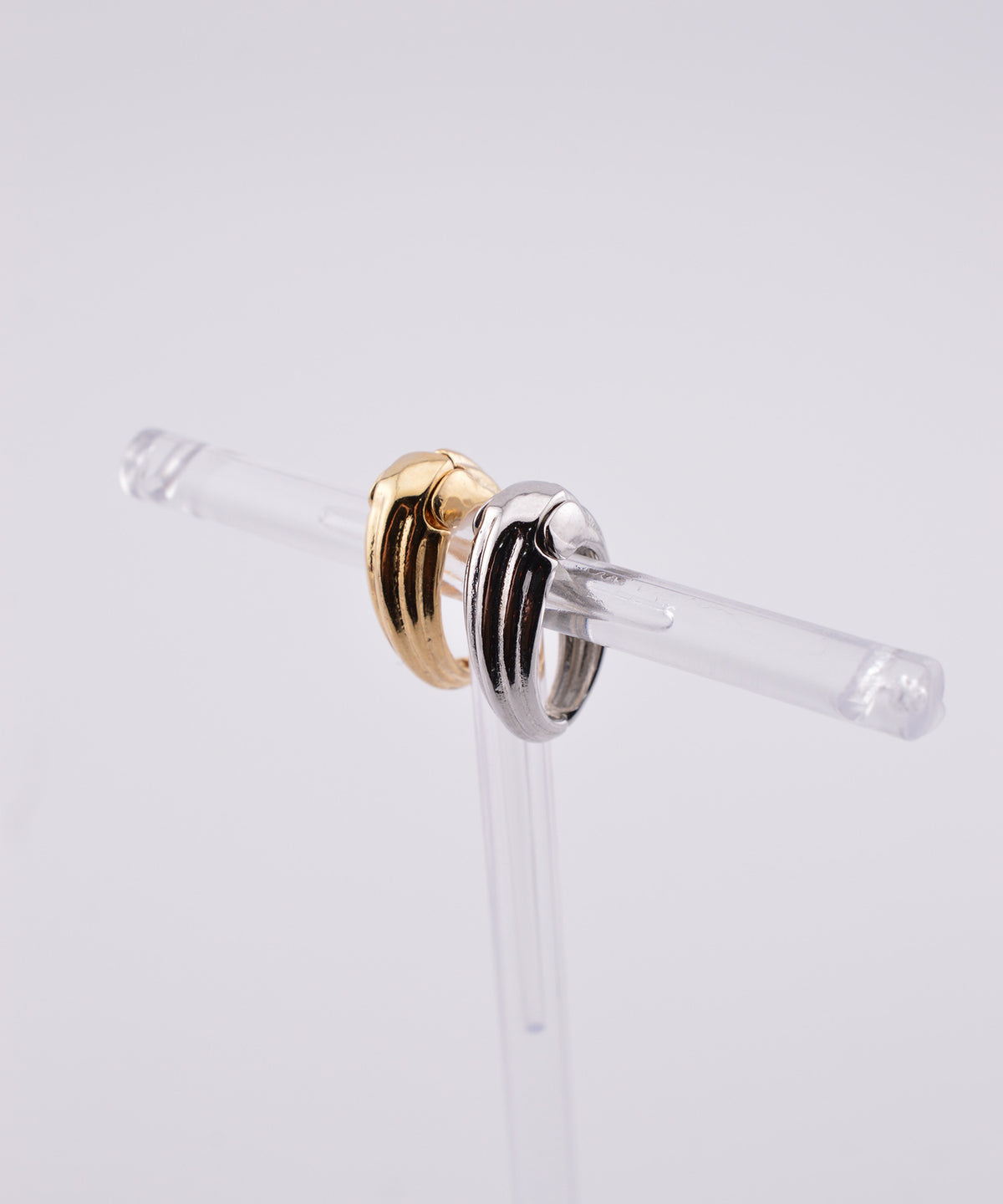 【earyear】Groove Texture Chunky Metal Ear Cuff〈片耳用〉