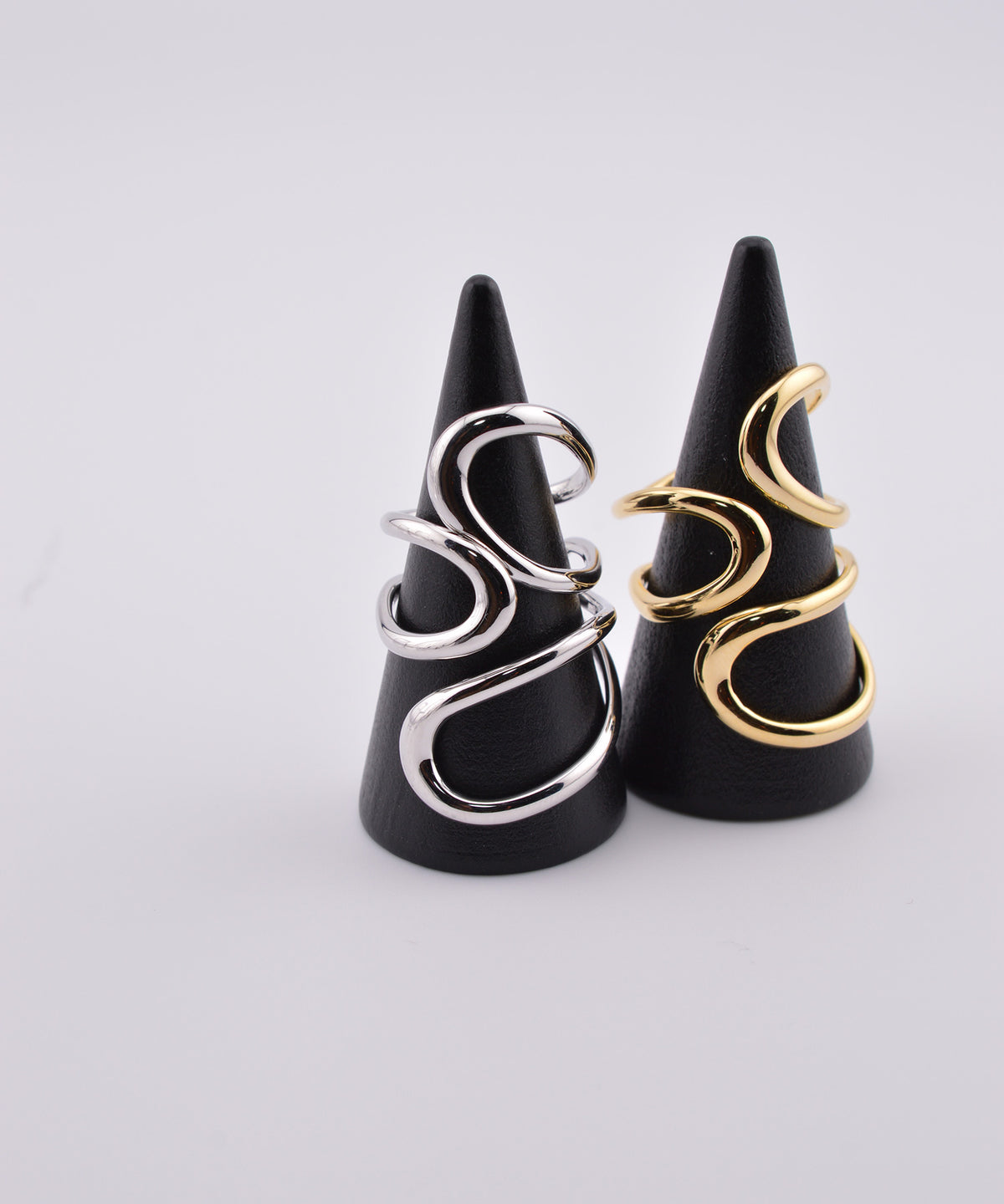 【earyear】Waveform Spiral Ring