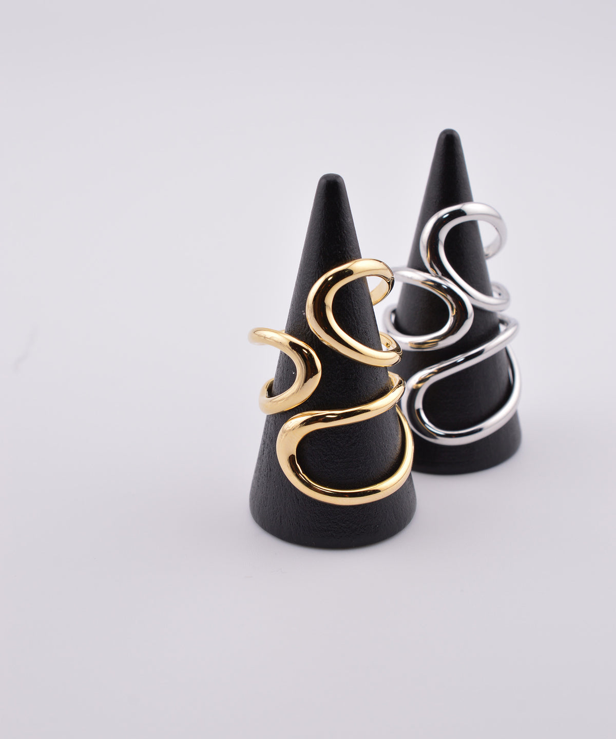 【earyear】Waveform Spiral Ring