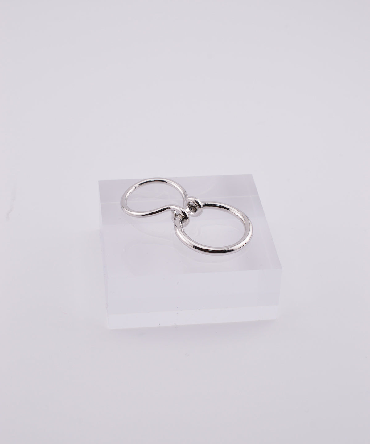 【earyear】Infinity Loop Double Finger Ring