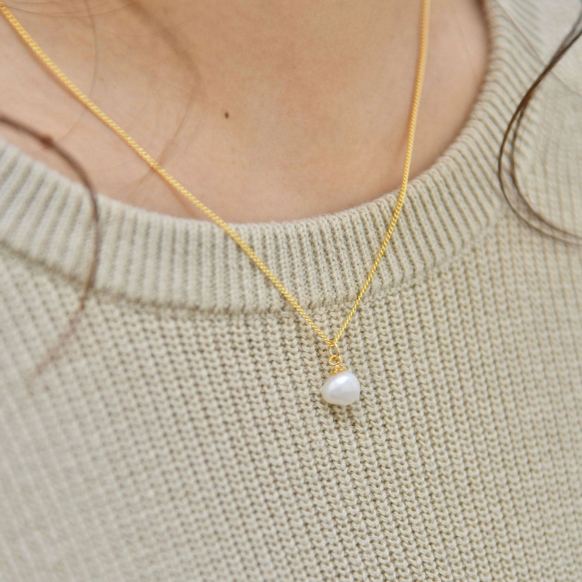 ポイントパールネックレス　Freshwater pearl Necklace