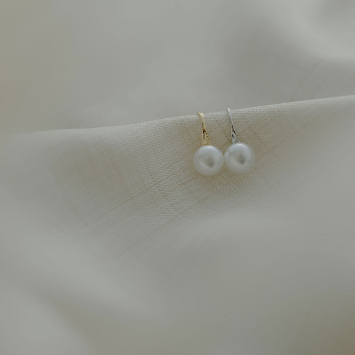 Artificial Pearl Plain Hook Earrings【両耳用】